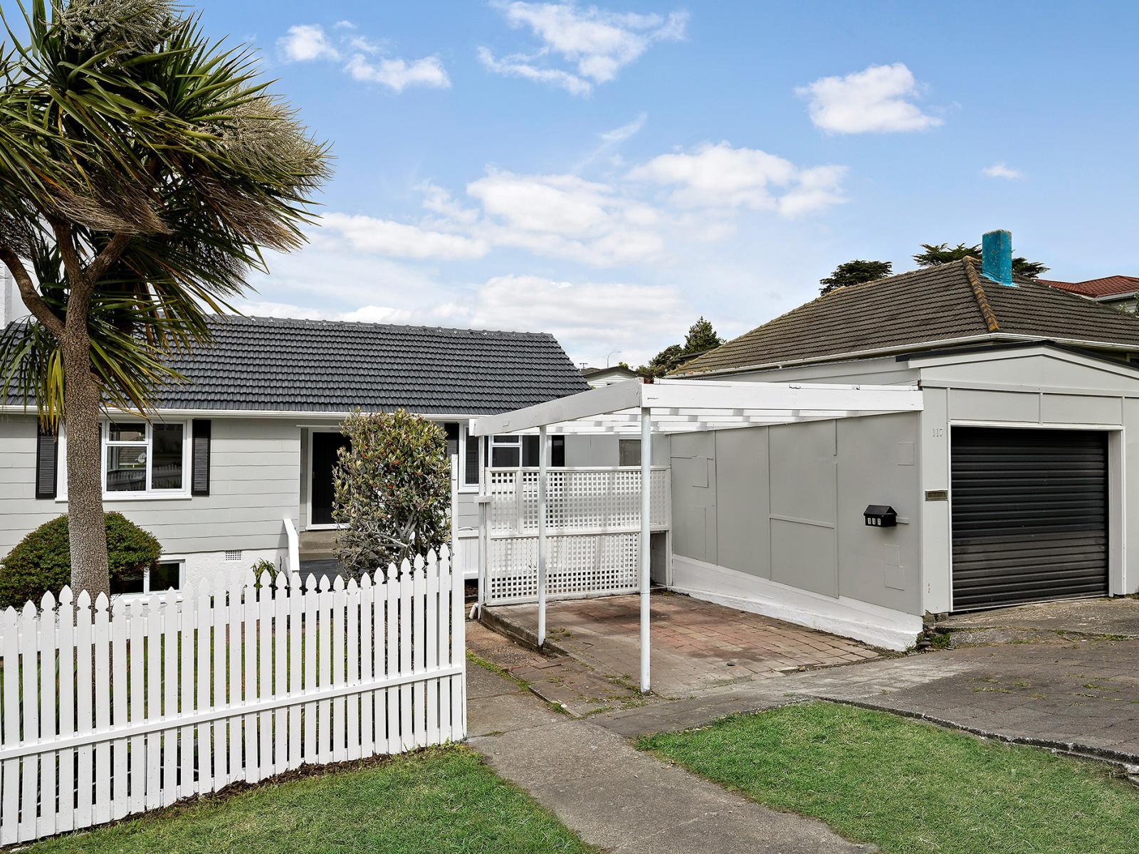 117 Moorefield Road, Johnsonville 117 Moorefield Road, Johnsonville