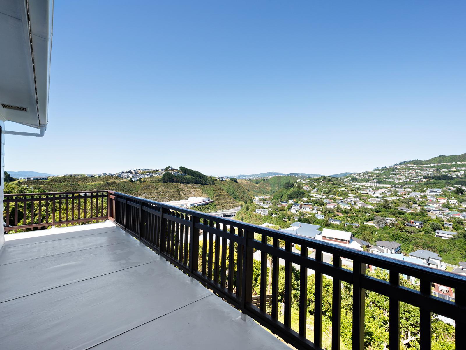 10A Ceres Crescent, Johnsonville 10A Ceres Crescent, Johnsonville