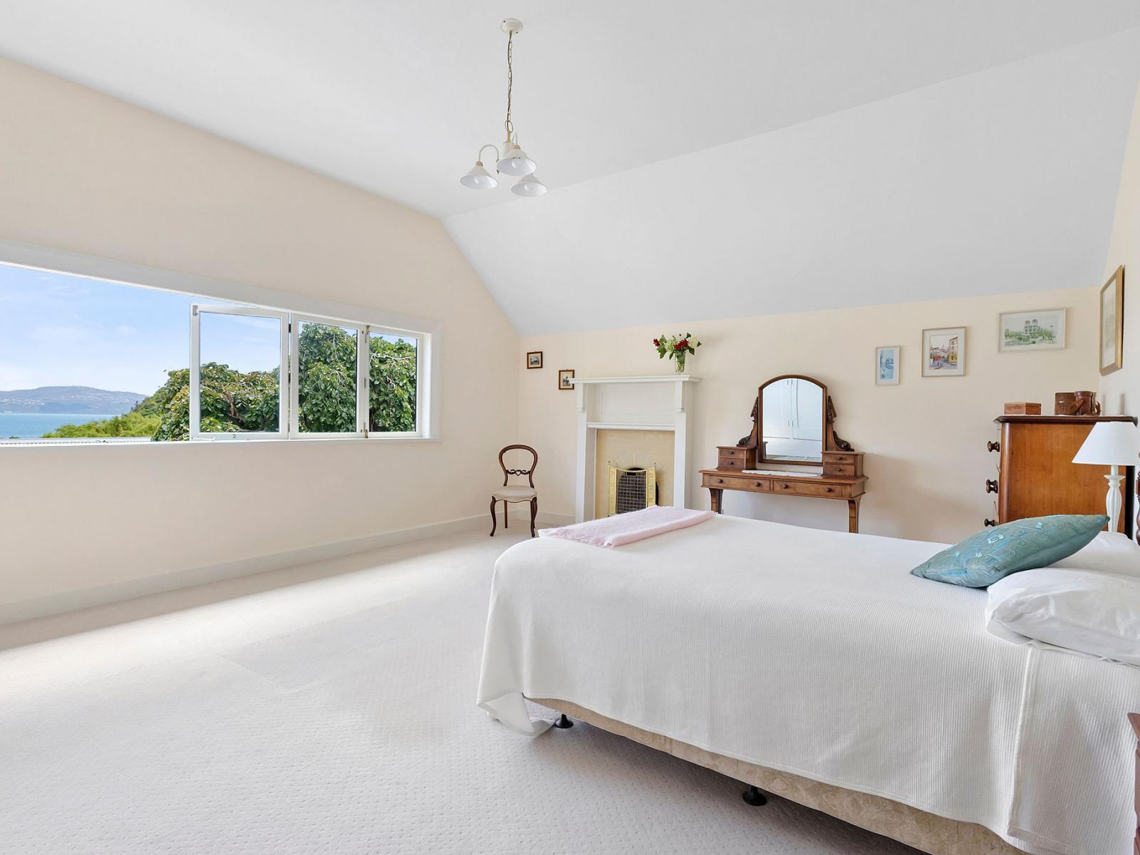 28 Kotari Road, Days Bay, Eastbourne 28 Kotari Road, Days Bay, Eastbourne