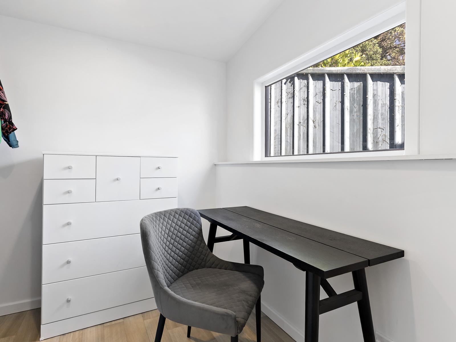 765 Marine Drive, Eastbourne 765 Marine Drive, Eastbourne