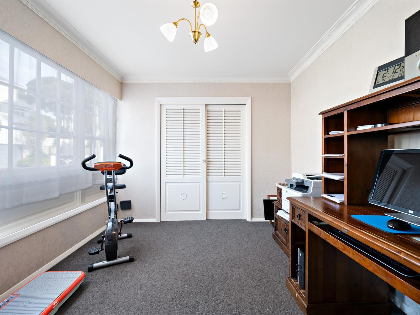 84 Waipapa Road, Hataitai 84 Waipapa Road, Hataitai