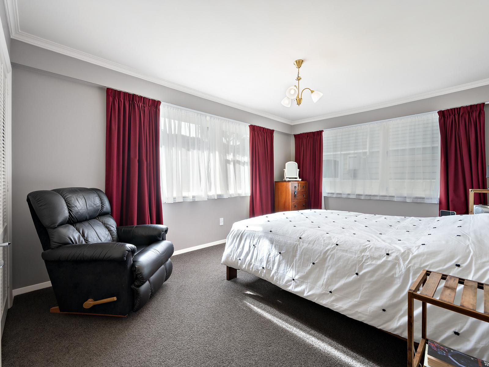 84 Waipapa Road, Hataitai 84 Waipapa Road, Hataitai