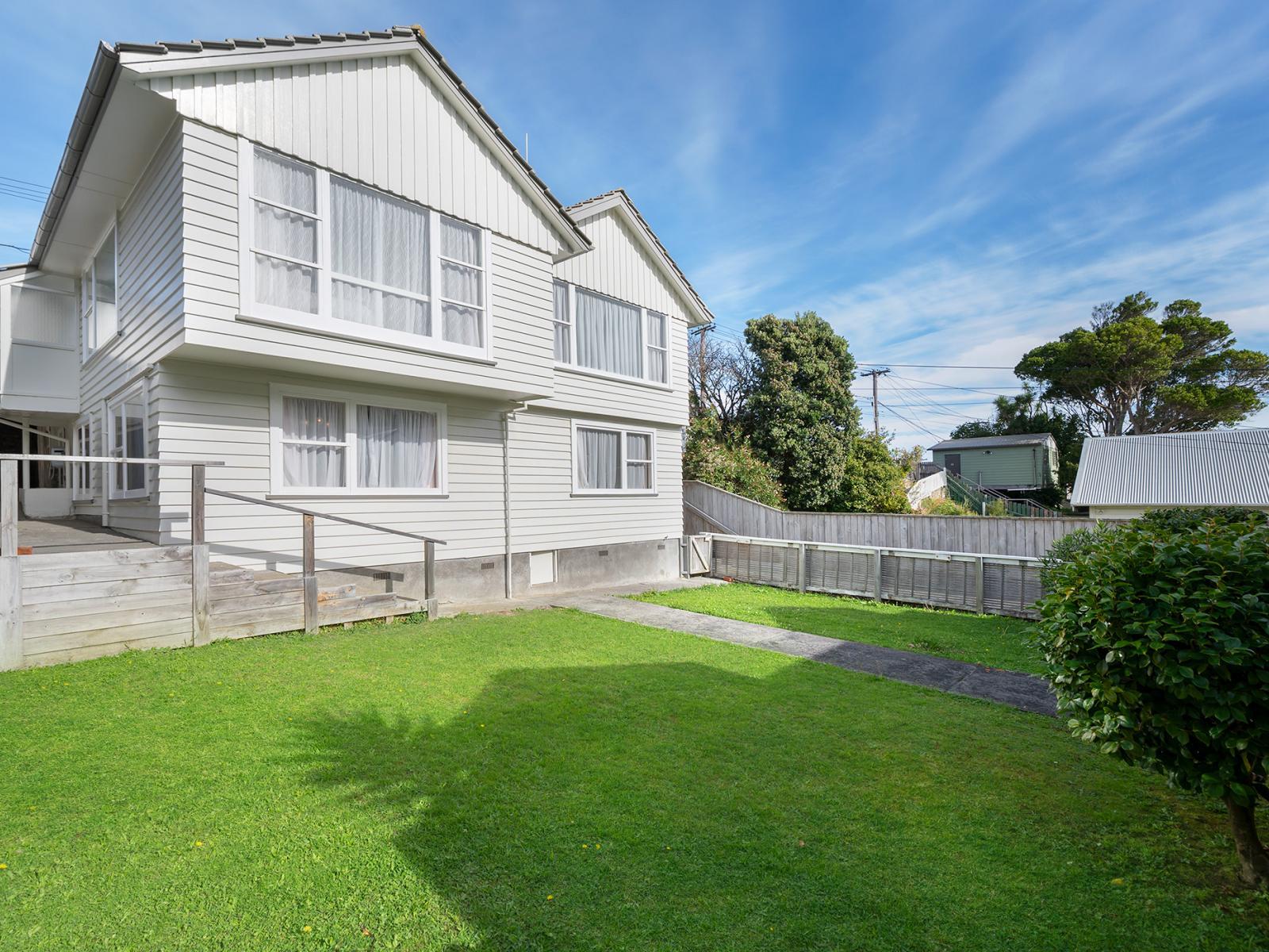 84 Waipapa Road, Hataitai 84 Waipapa Road, Hataitai