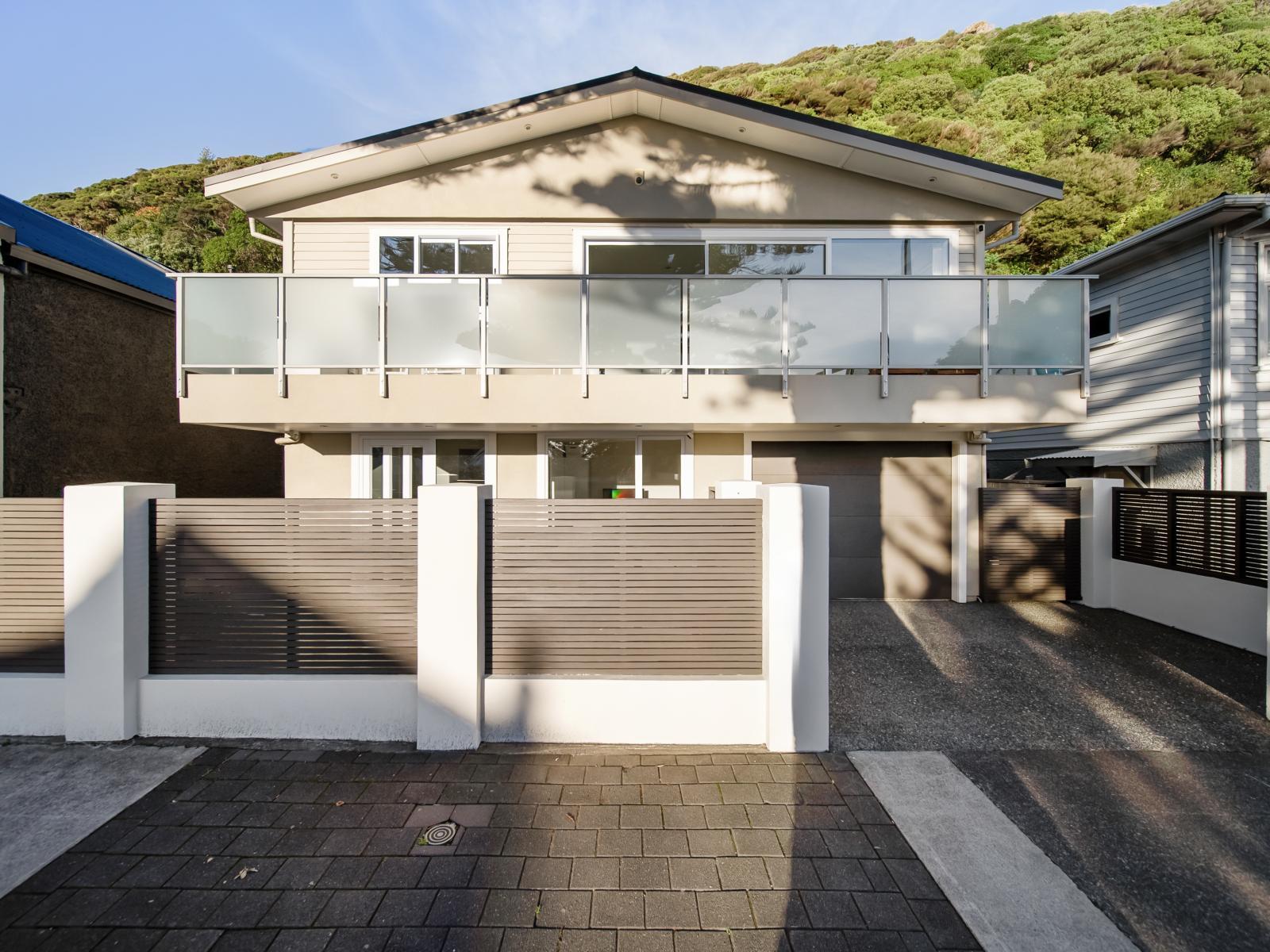 225 Muritai Road, Eastbourne 225 Muritai Road, Eastbourne