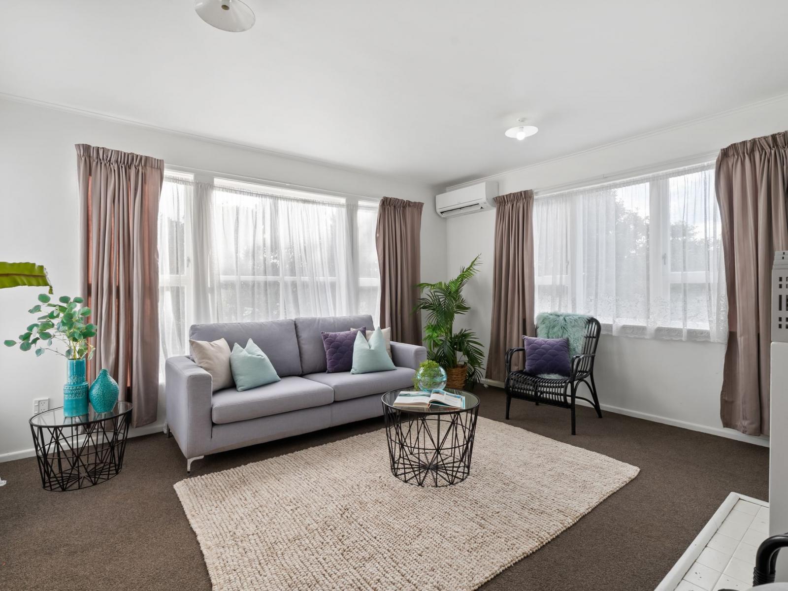 70-72 Waihemo Street, Waitangirua 70-72 Waihemo Street, Waitangirua