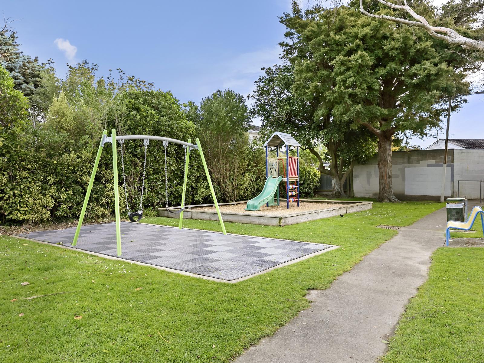 4 Orr Crescent, Hutt Central 4 Orr Crescent, Hutt Central