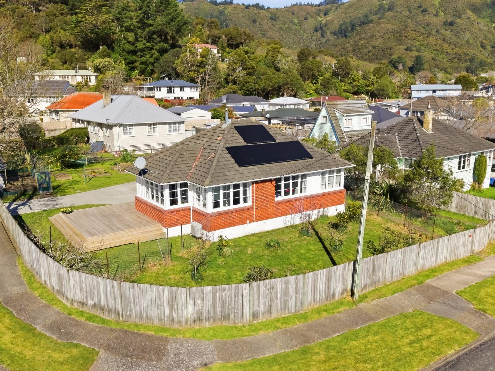 24 Rimu Street, Naenae 24 Rimu Street, Naenae