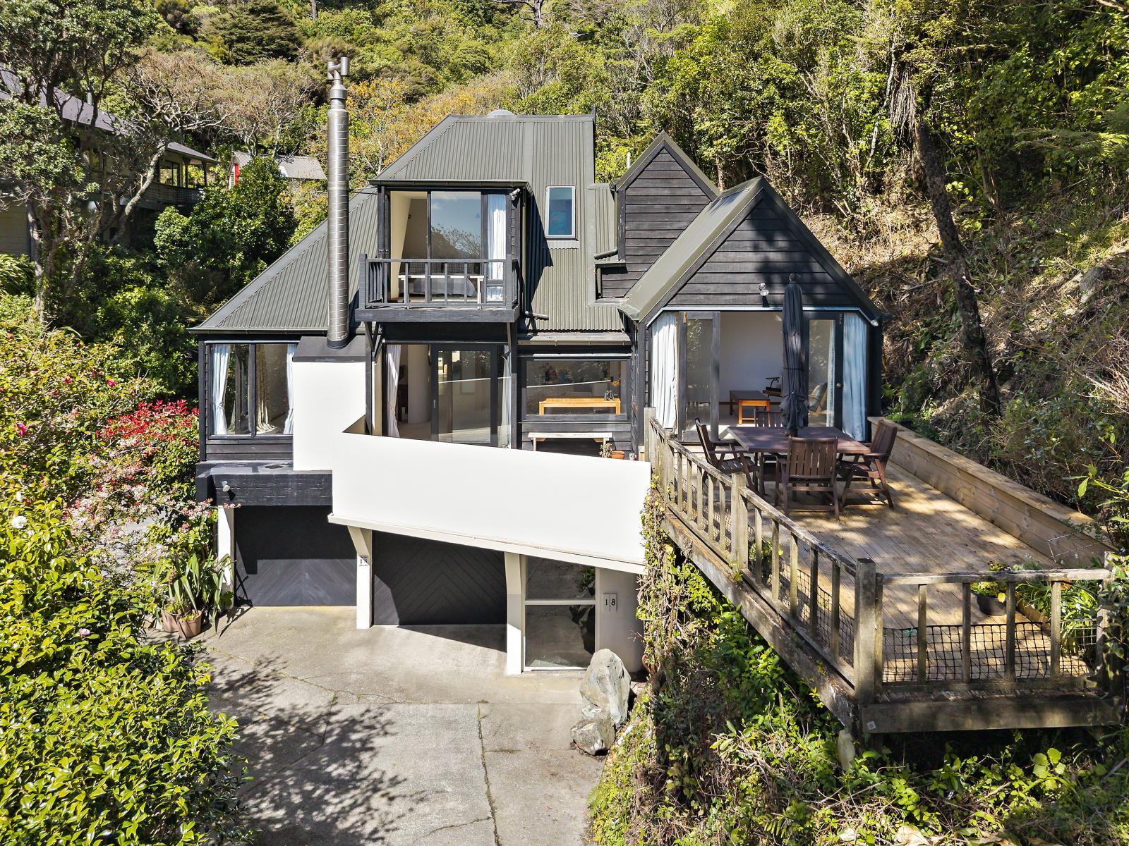 18 Marama Terrace, Eastbourne 18 Marama Terrace, Eastbourne