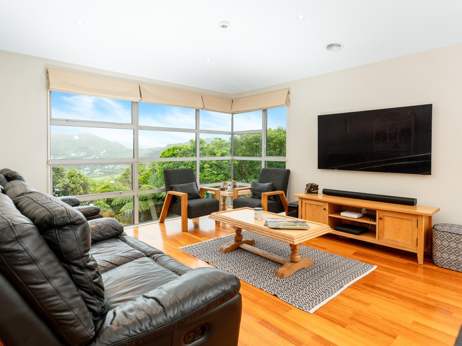 7 Caughley Grove, Karori 7 Caughley Grove, Karori