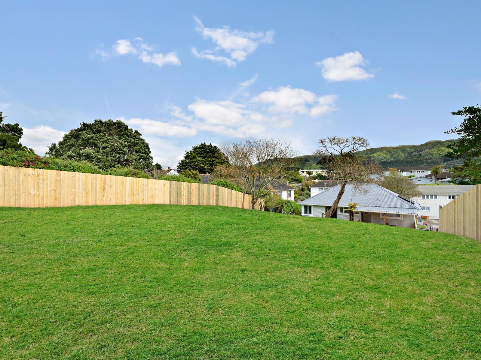 68 Tremewan Street, Tawa 68 Tremewan Street, Tawa