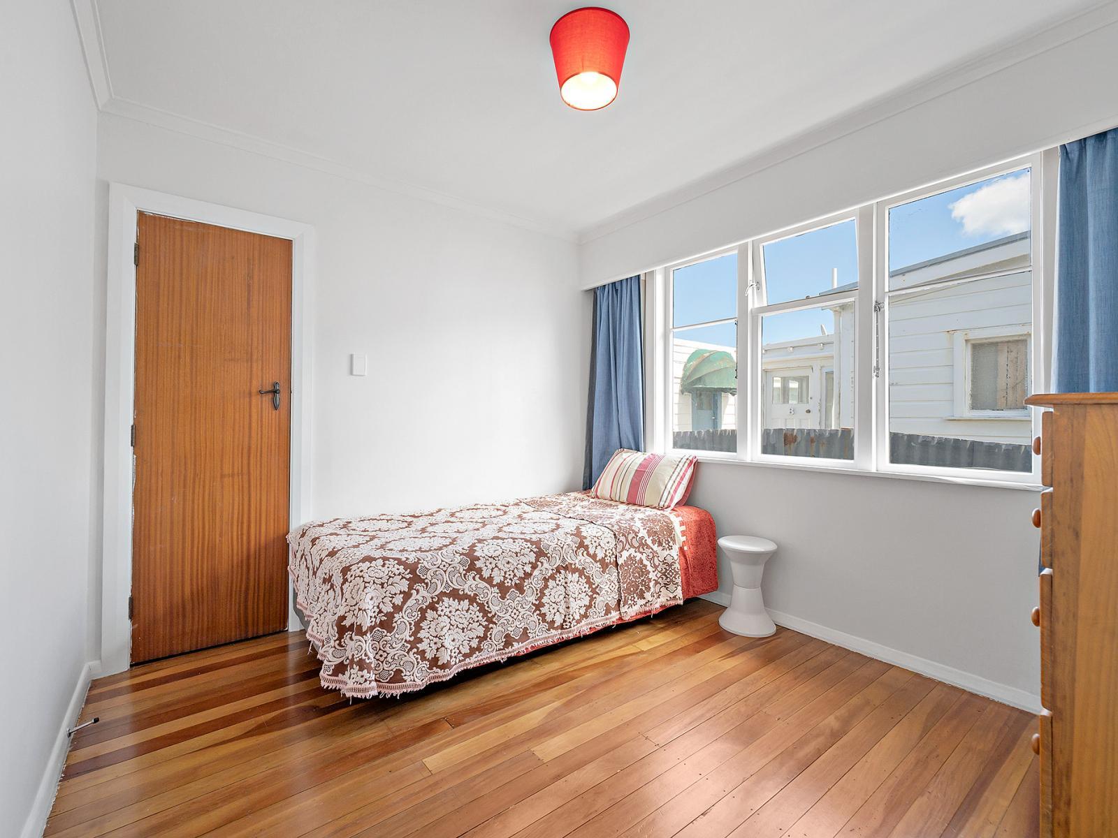 19 East Street, Petone 19 East Street, Petone