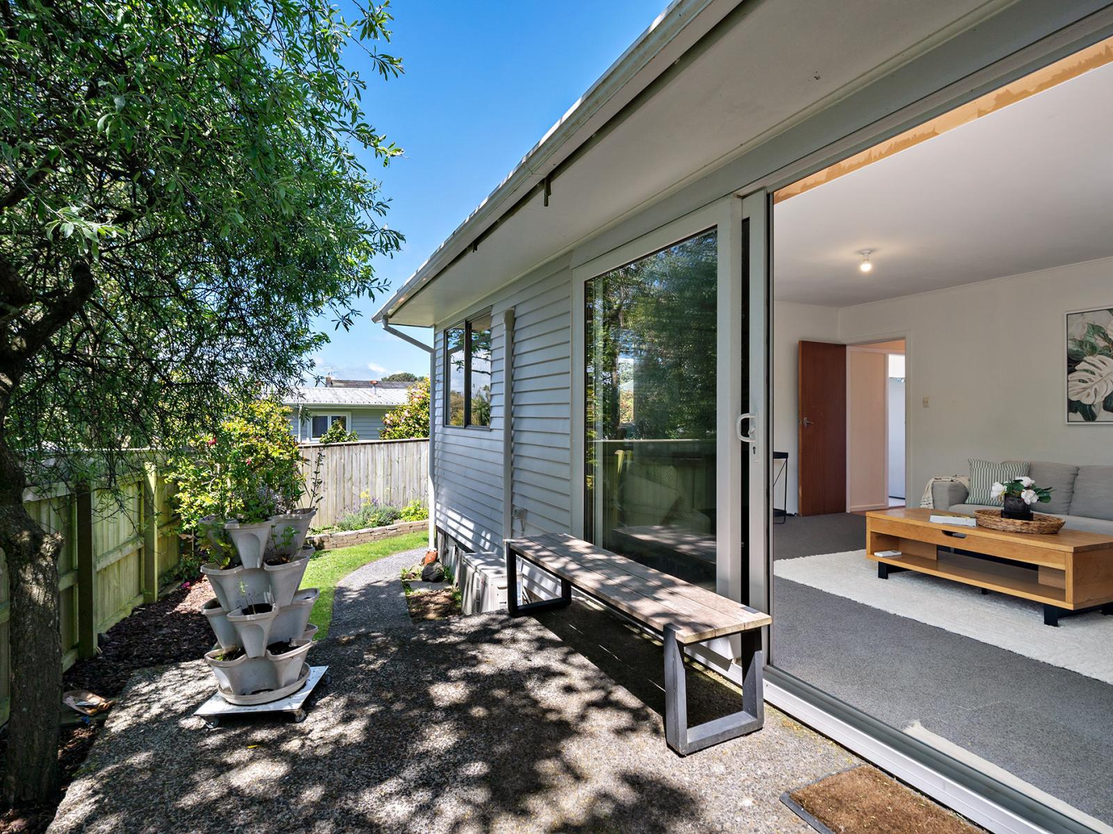 28 Truscott Avenue, Johnsonville 28 Truscott Avenue, Johnsonville