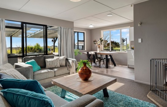 2221 State Highway 2 Pukehina