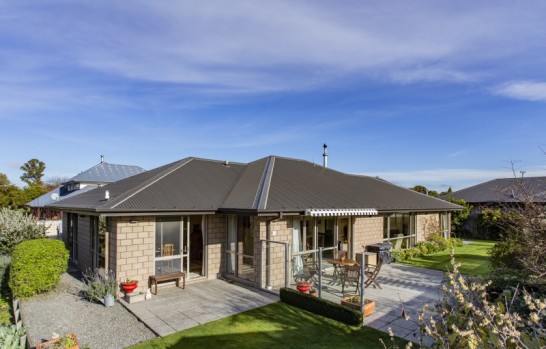 8D Bank Street Amberley