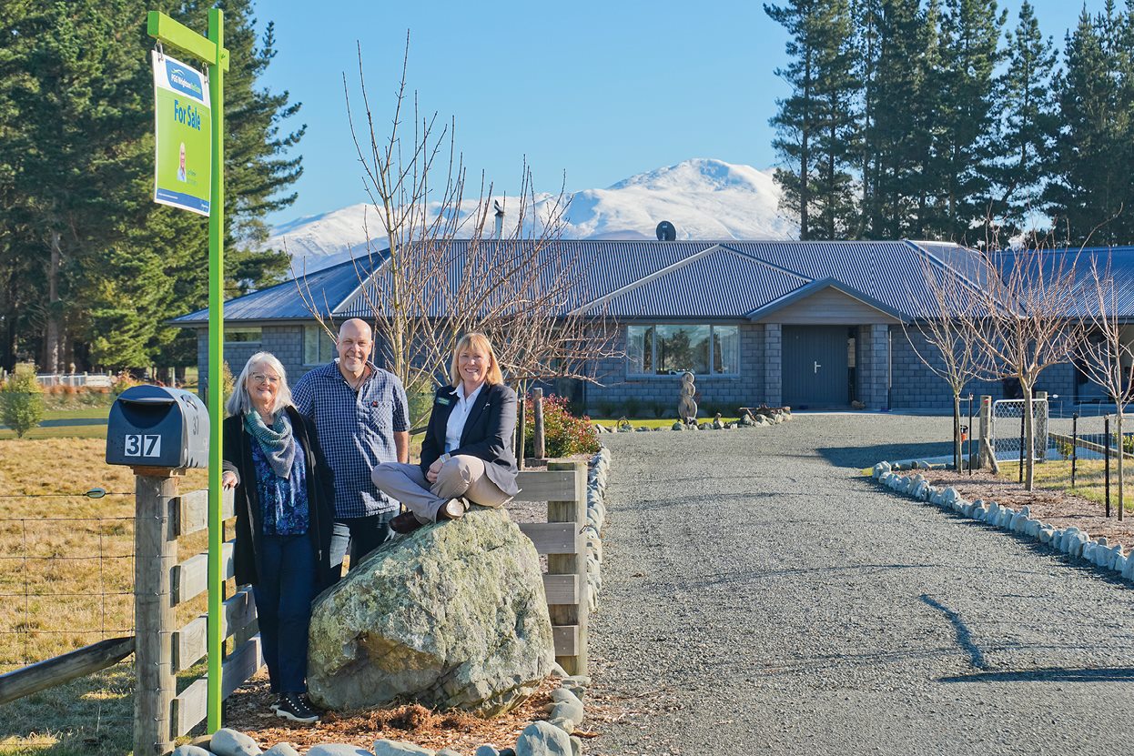 LRC_SPR25_Fairlie_Sold Sign