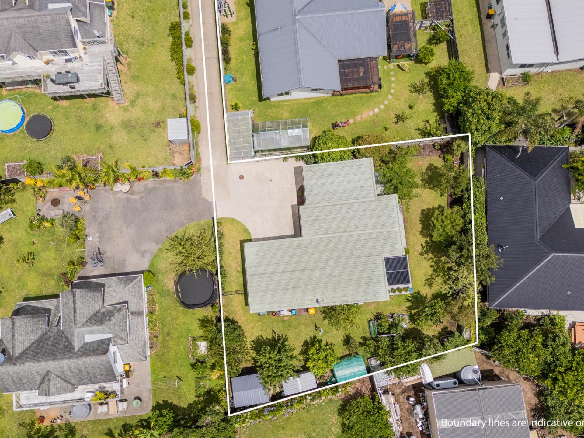 7 Wells Place, Whitianga 7 Wells Place, Whitianga