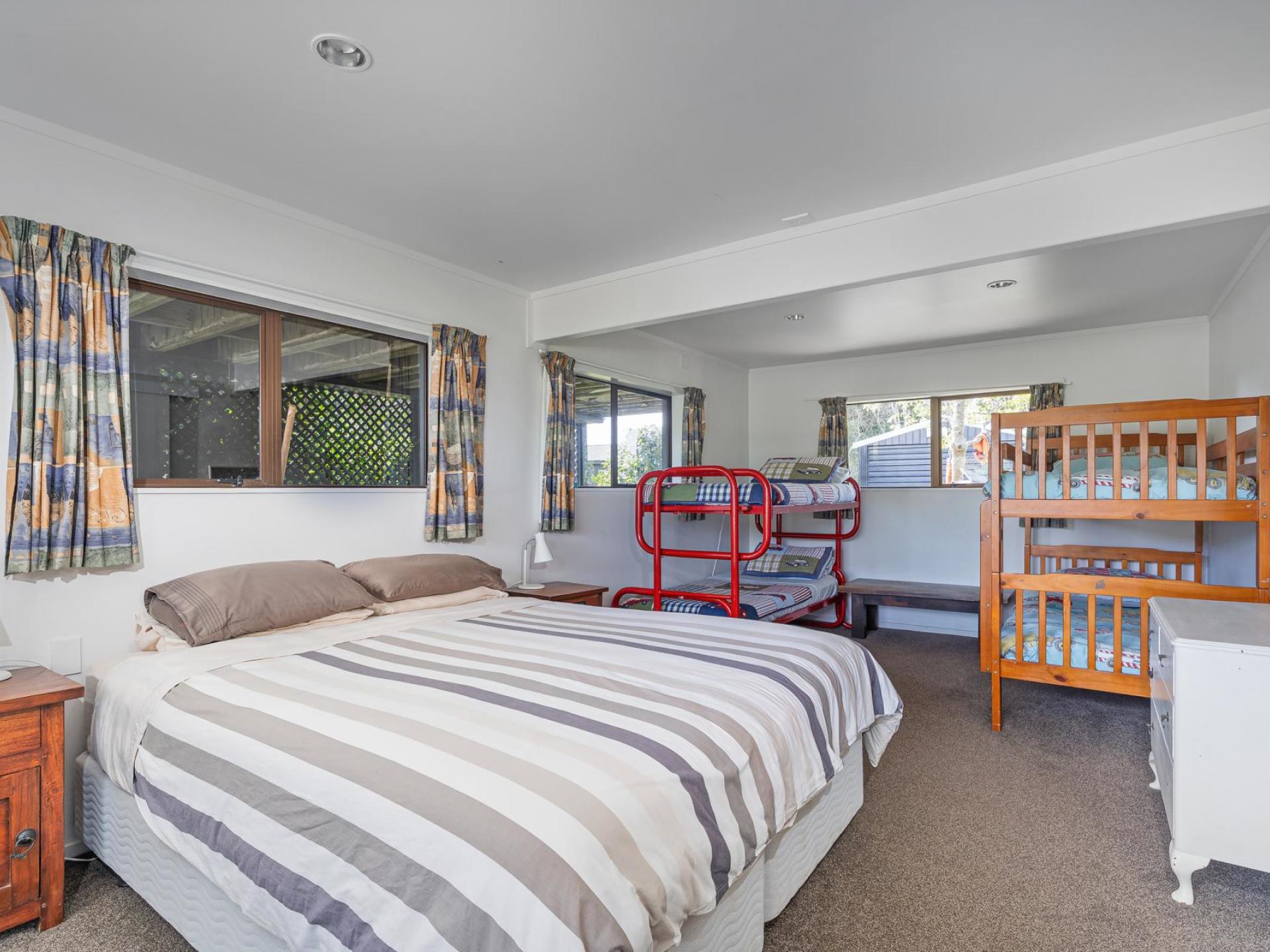 69 Captain Cook Road, Cooks Beach 69 Captain Cook Road, Cooks Beach