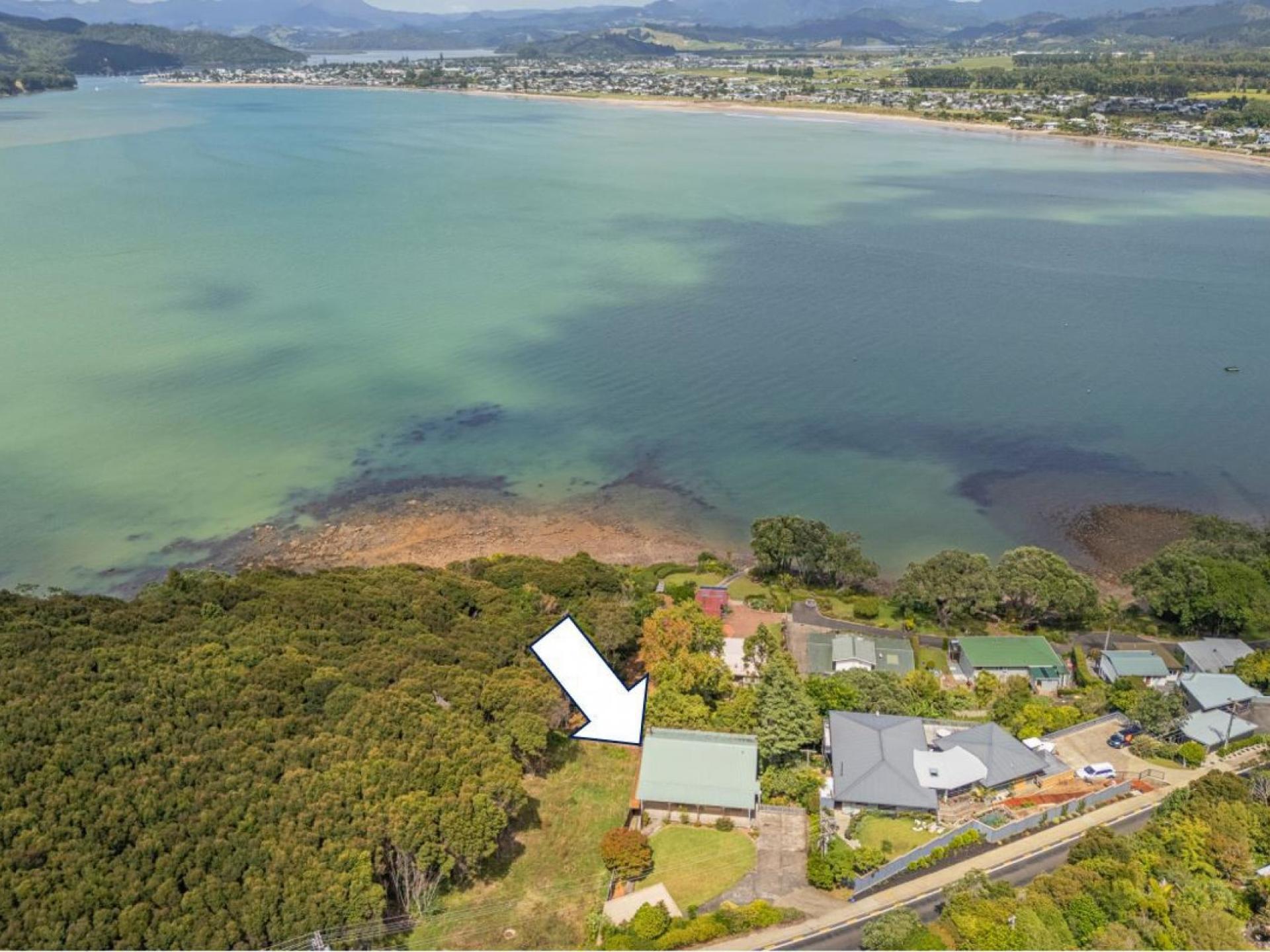 219 Buffalo Beach Road, Whitianga 219 Buffalo Beach Road, Whitianga