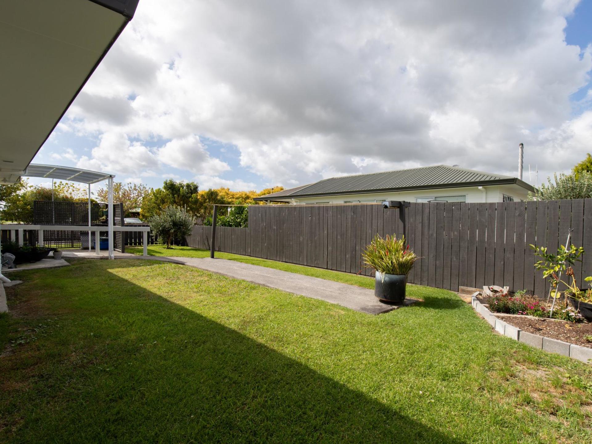 2a Ranui Street, Ngatea 2a Ranui Street, Ngatea