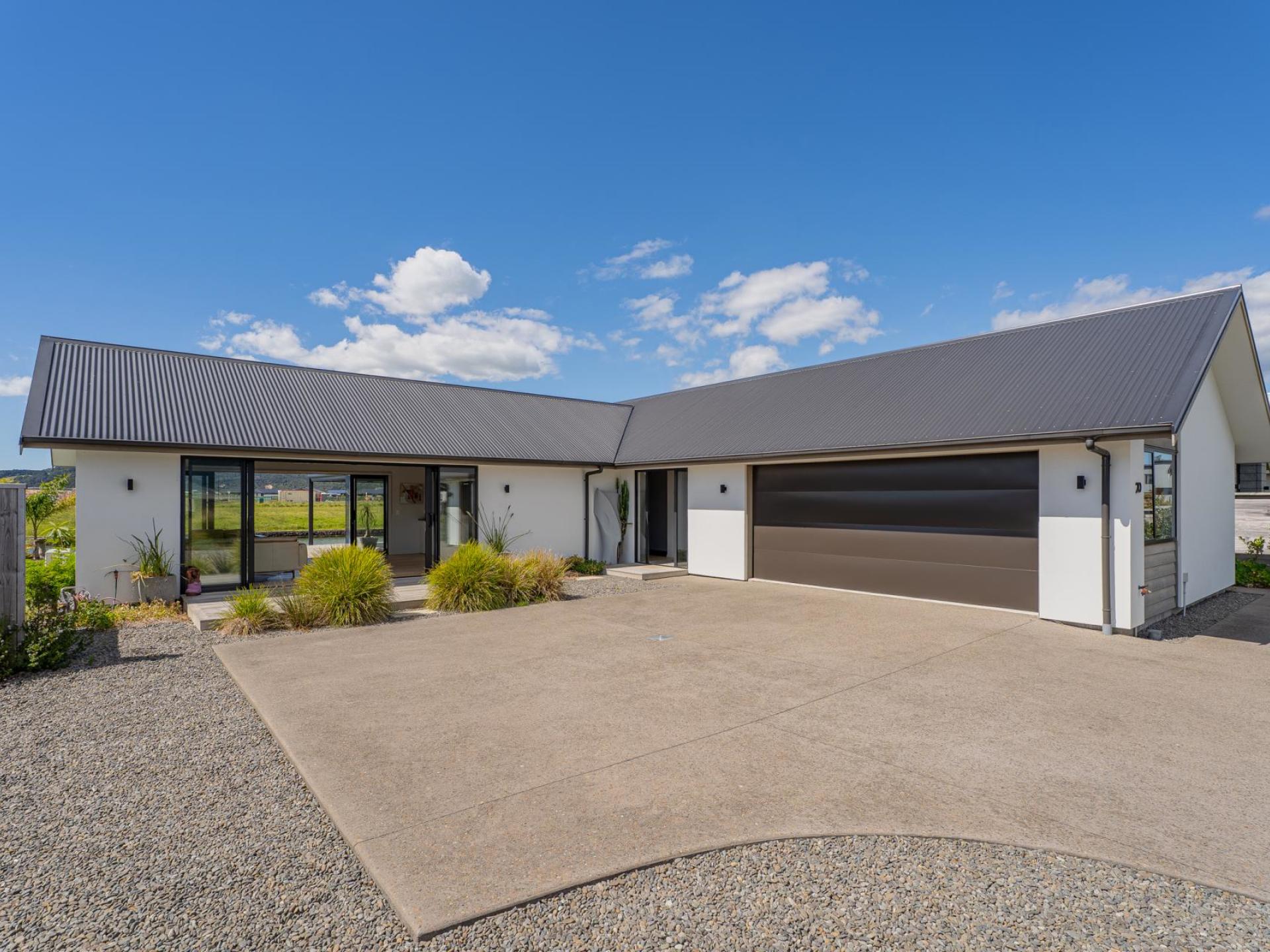 20 Ngaroma Crescent, Whitianga 20 Ngaroma Crescent, Whitianga