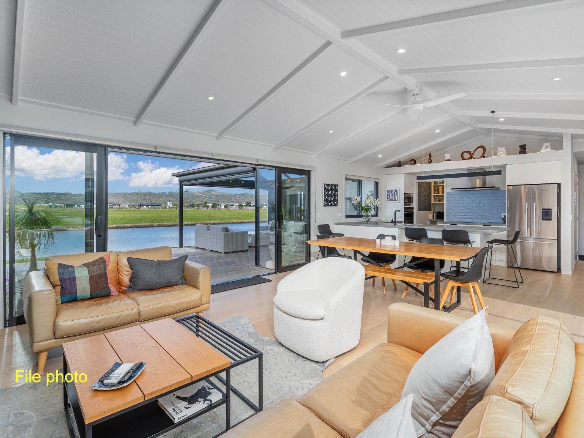 20 Ngaroma Crescent, Whitianga 20 Ngaroma Crescent, Whitianga