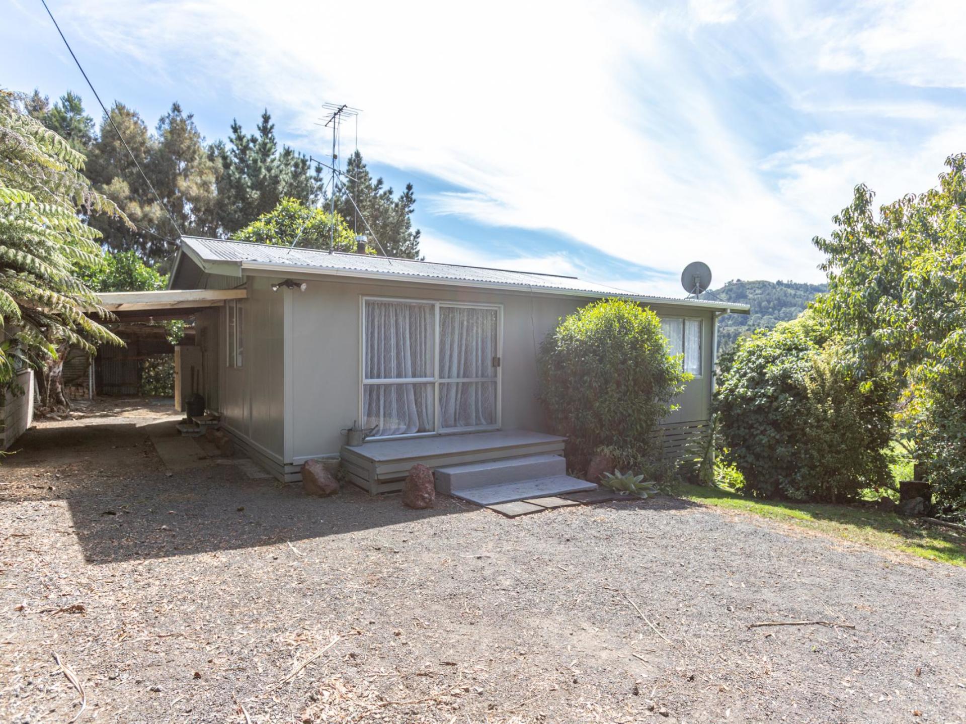 15 Albert Street, Karangahake 15 Albert Street, Karangahake