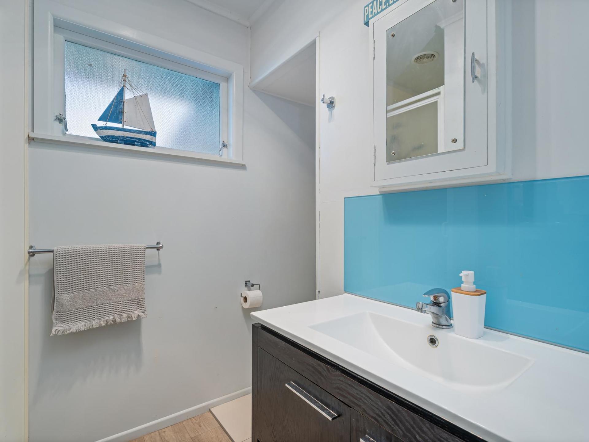 2b Sarah Avenue, Whitianga 2b Sarah Avenue, Whitianga