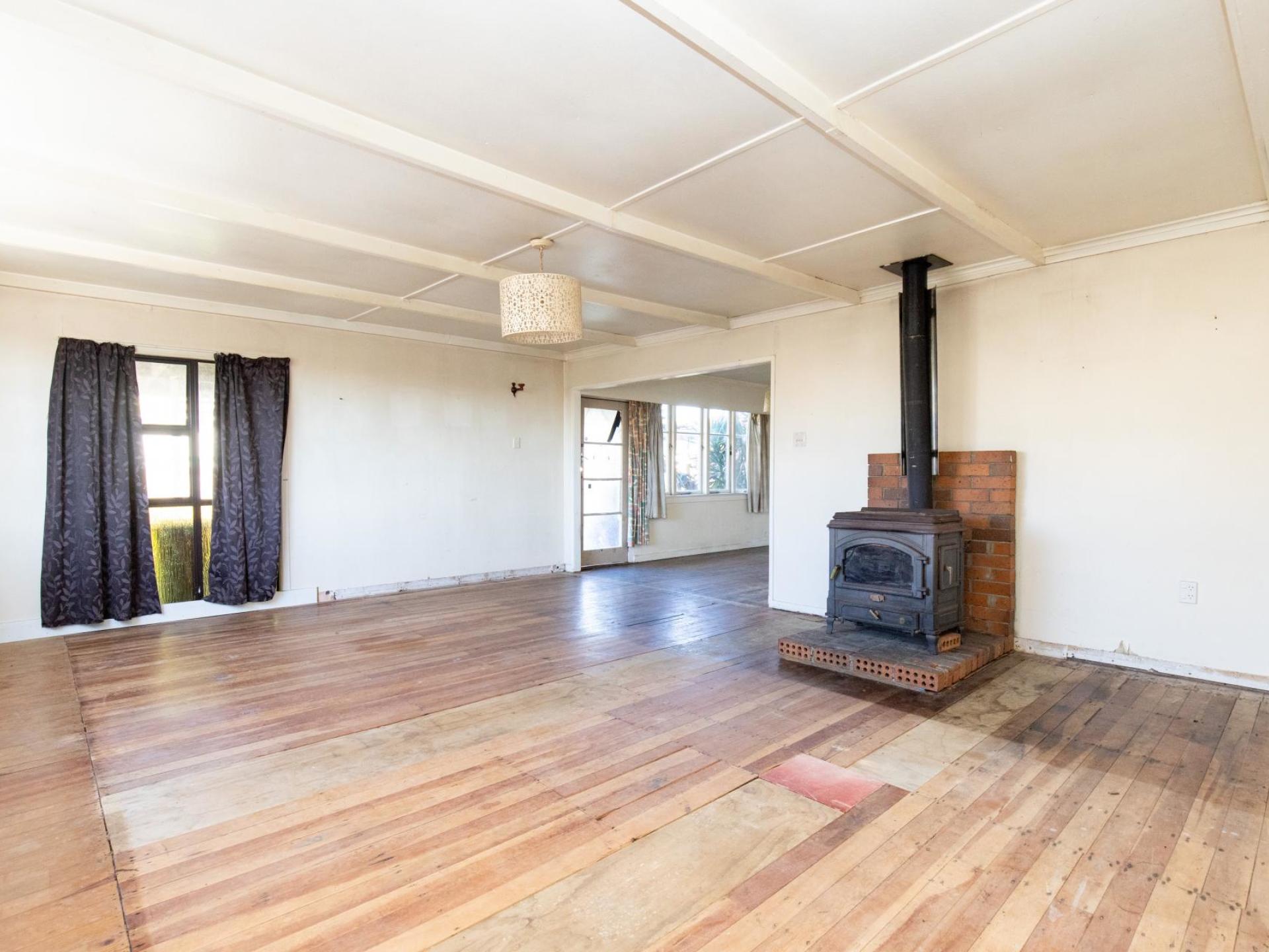 9 Front Miranda Road, Waitakaruru 9 Front Miranda Road, Waitakaruru