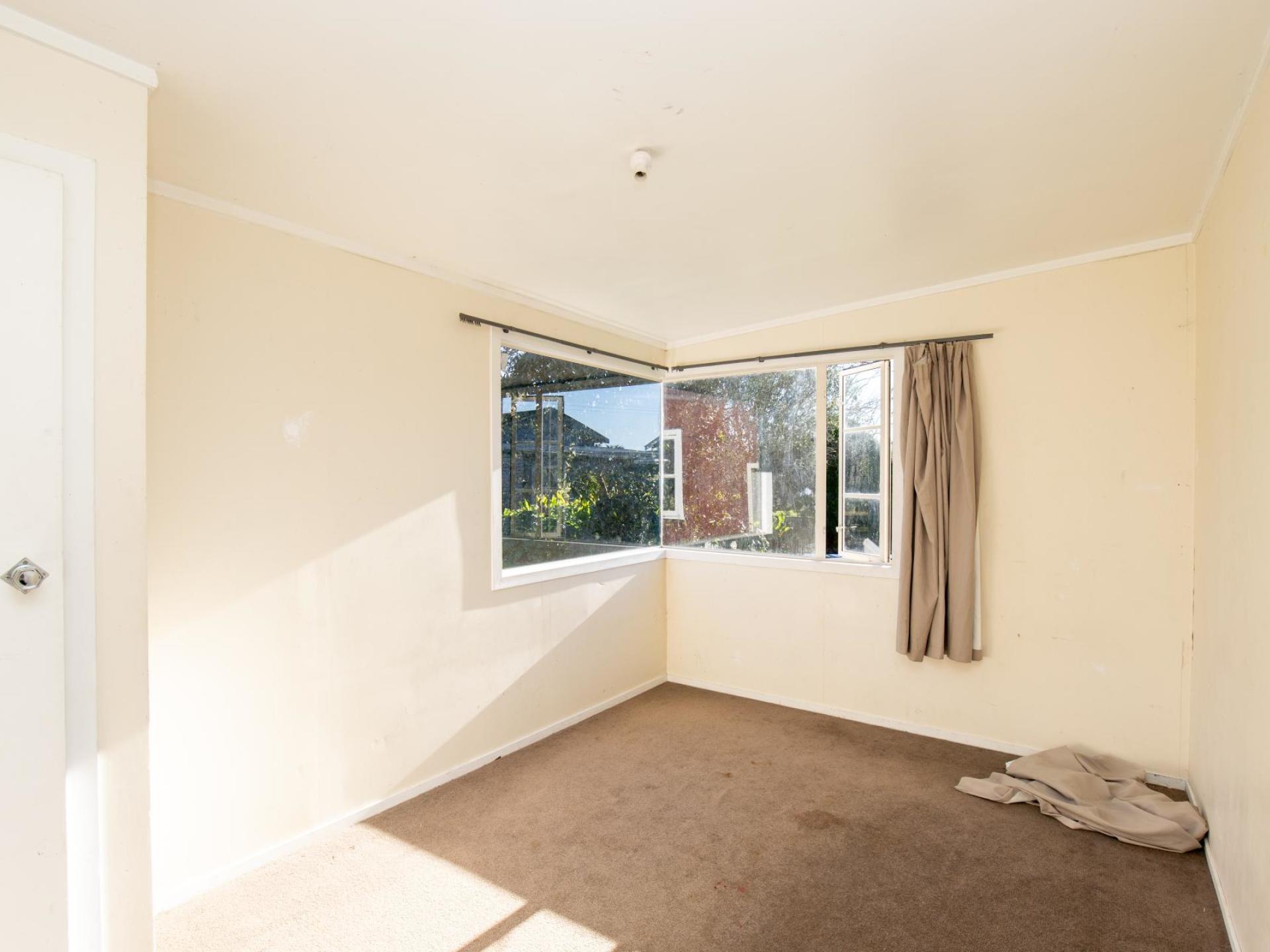 9 Front Miranda Road, Waitakaruru 9 Front Miranda Road, Waitakaruru