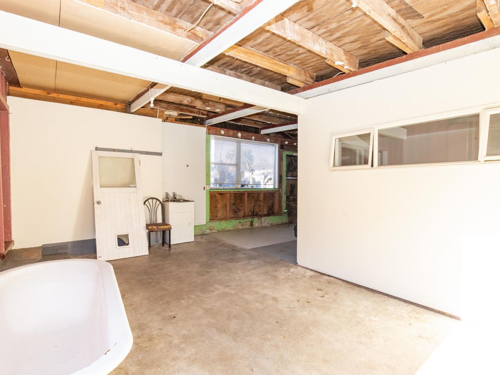 9 Front Miranda Road, Waitakaruru 9 Front Miranda Road, Waitakaruru