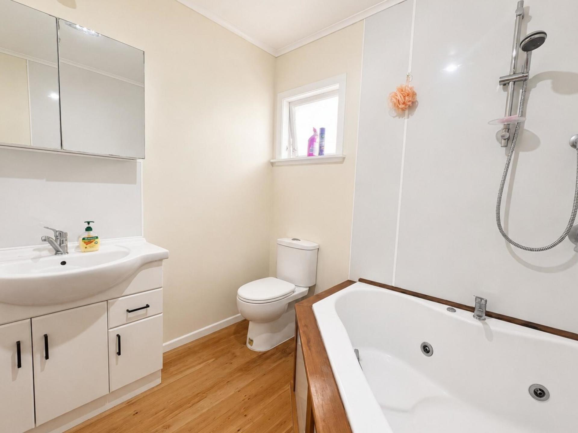 212 Waikiekie Road, Thames 212 Waikiekie Road, Thames