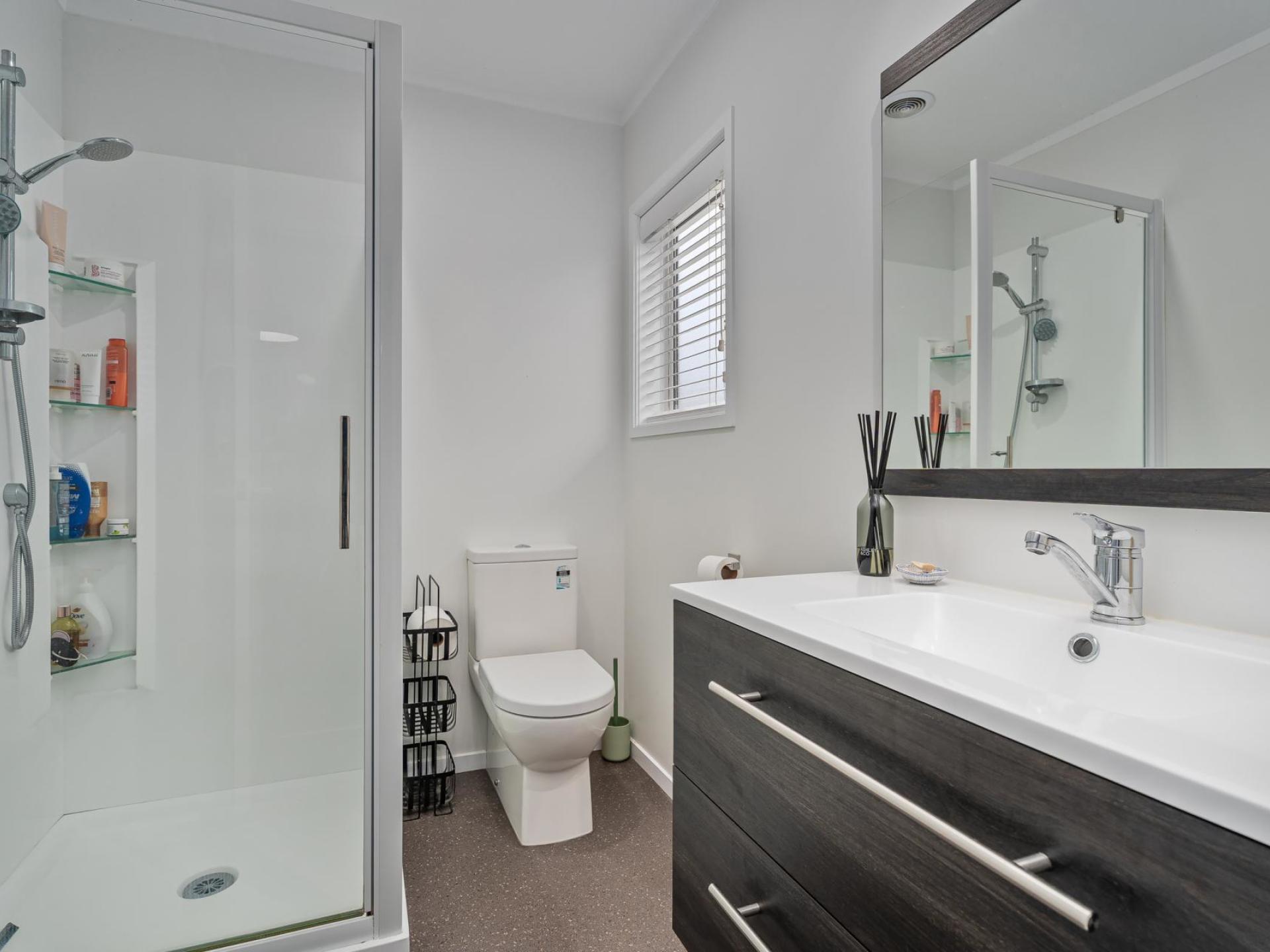 24 Wells Place, Whitianga 24 Wells Place, Whitianga