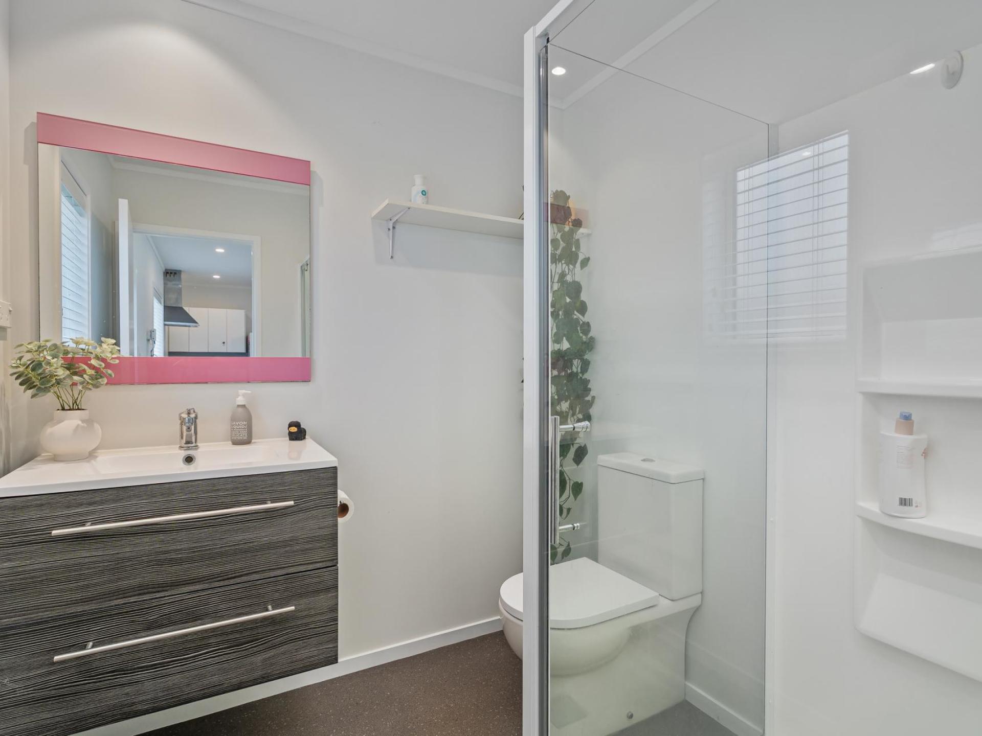 24 Wells Place, Whitianga 24 Wells Place, Whitianga