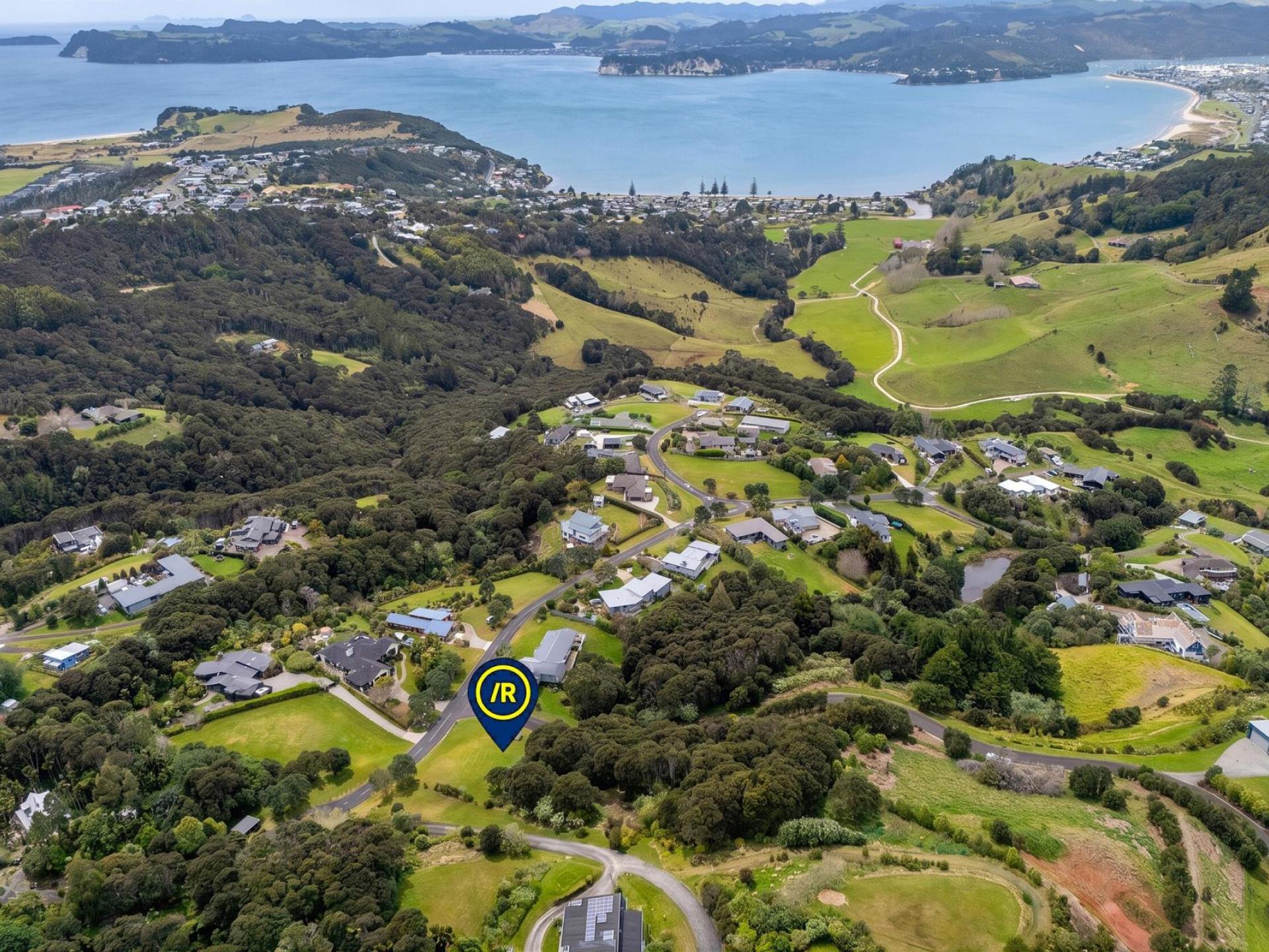75 Tarapatiki Drive, Whitianga 75 Tarapatiki Drive, Whitianga