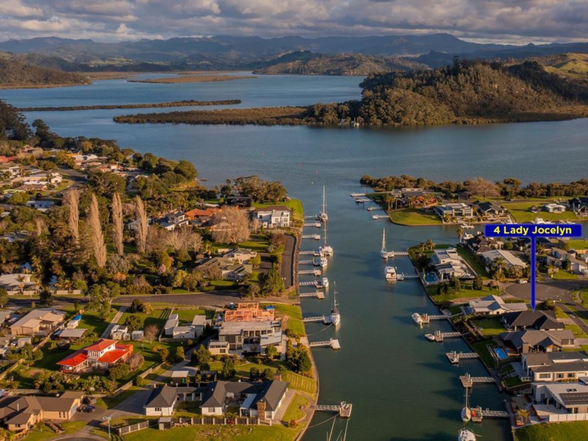 4 Lady Jocelyn Place, Whitianga 4 Lady Jocelyn Place, Whitianga