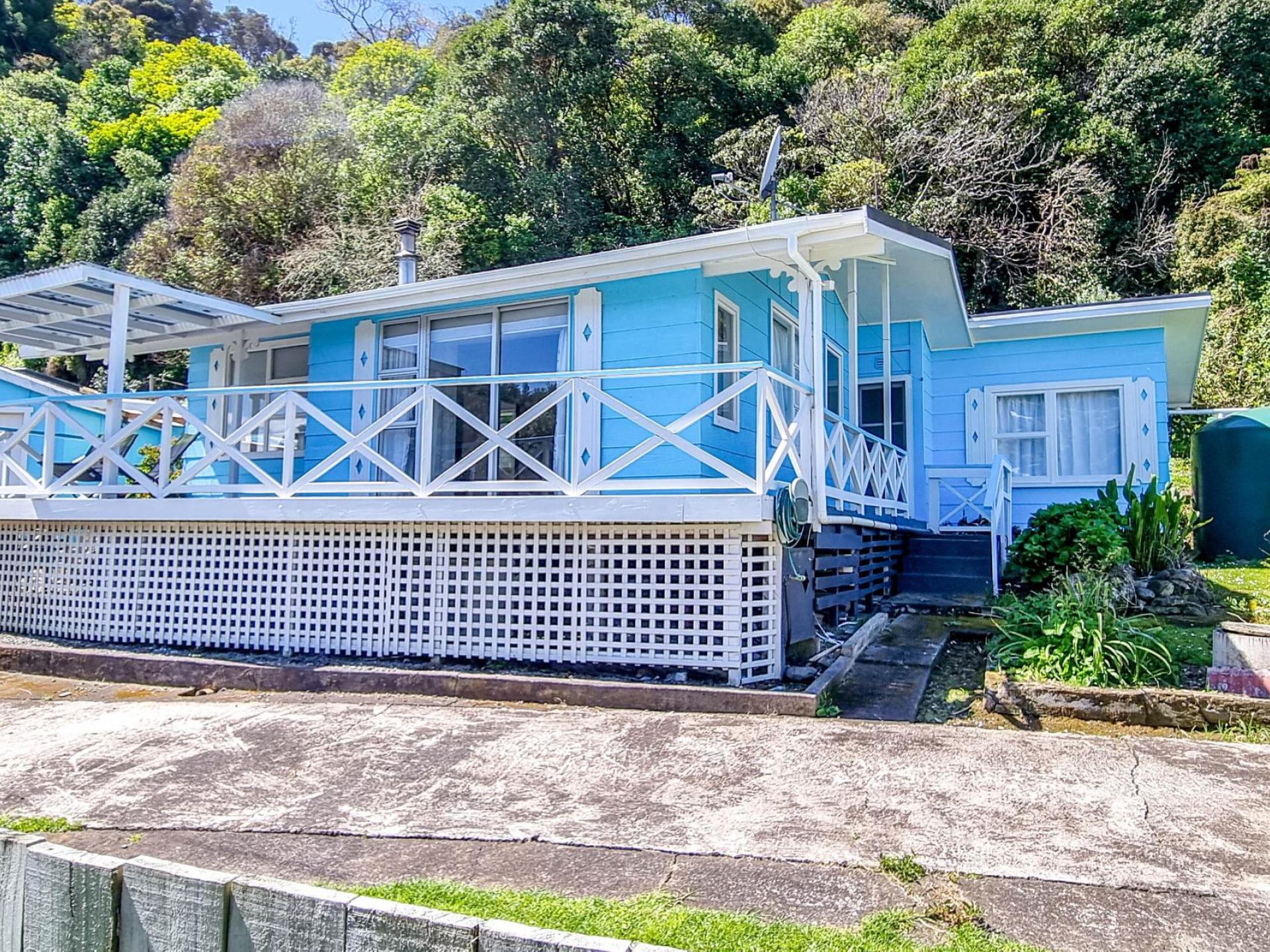 546 Thames Coast Road, Thames 546 Thames Coast Road, Thames