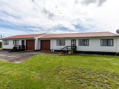 19A and B Menzies Place, Paeroa