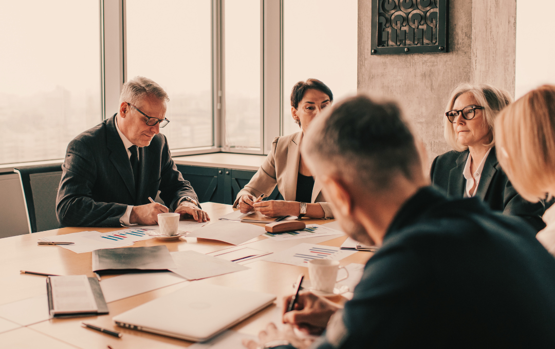 NZ business advisors reviewing market data