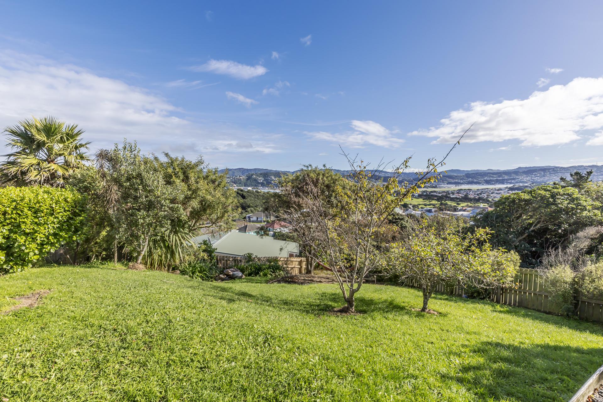 Lowe & Co Part 110 Sidlaw Street, Strathmore Park