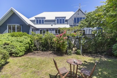 18-ellwood-place-churton-park