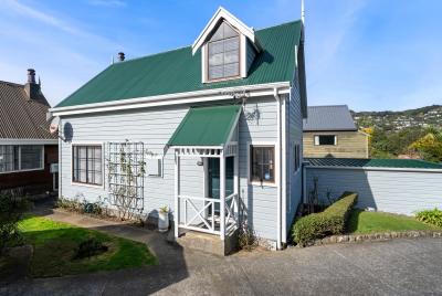 8a-cassis-place-crofton-downs
