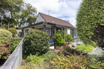 unit-27-72-rimu-road-raumati-beach