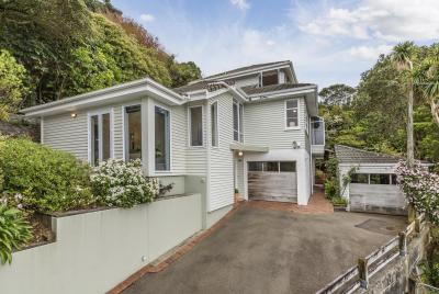 68-chamberlain-road-karori