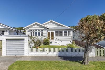 33-palm-avenue-lyall-bay