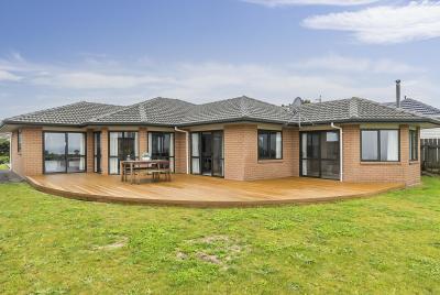 52-miles-crescent-newlands