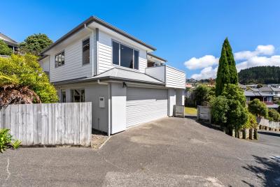 16-eastcott-grove-churton-park