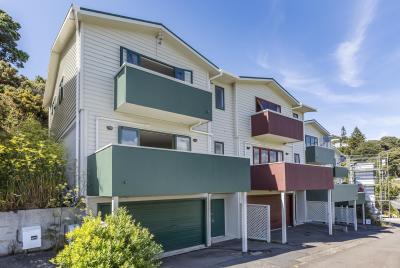 6-mitika-way-strathmore-park