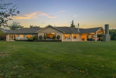 1068-queen-street-levin