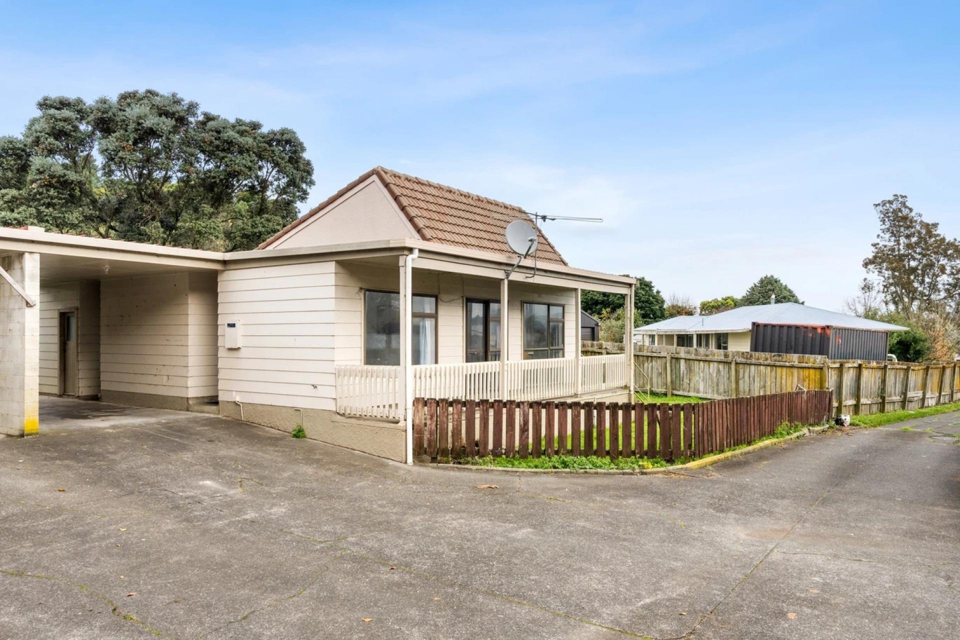 13A and 13B Gillies Street, Outer Kaiti