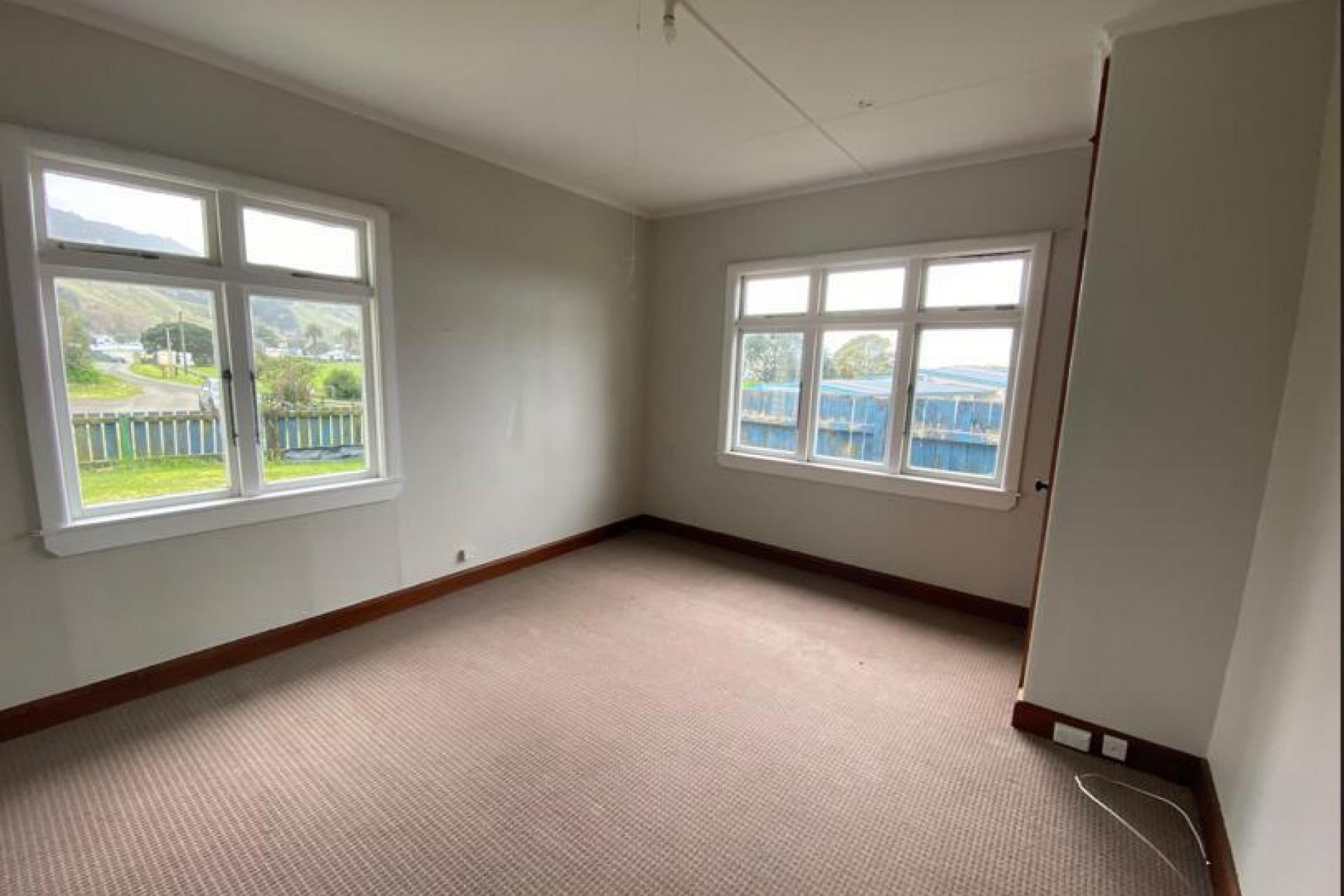 3 School Road, Tokomaru Bay